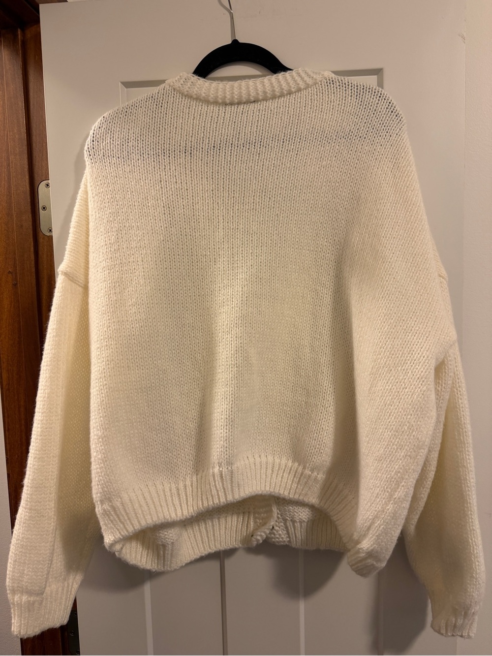 ARULA Cream Knit Cardigan with Pastel Flower Appliqués - Picture 3 of 3
